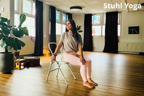 Stuhl Yoga